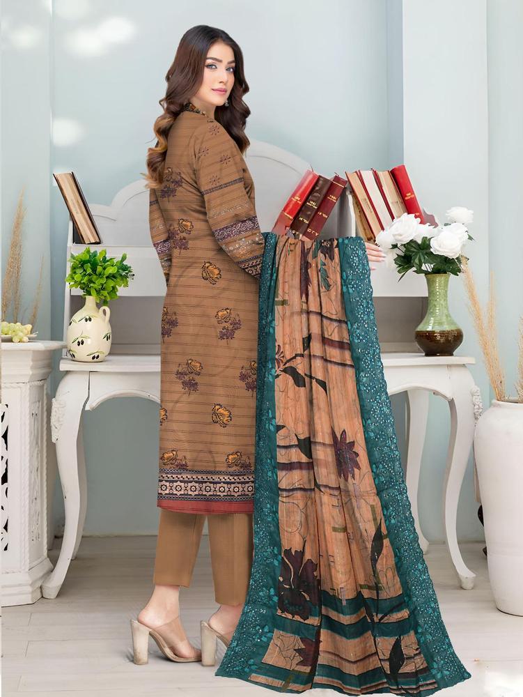 3 Pcs Women's Unstitched Lawn Embroidered Suit
